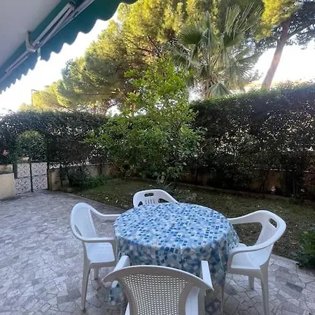 I Ventagli 50 Mt Dal Mare